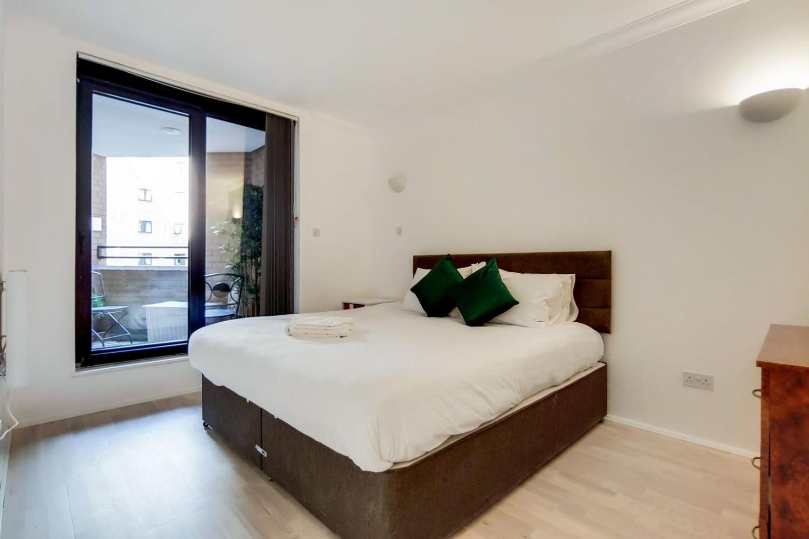 South Kensington - Point West Residences Londra Esterno foto