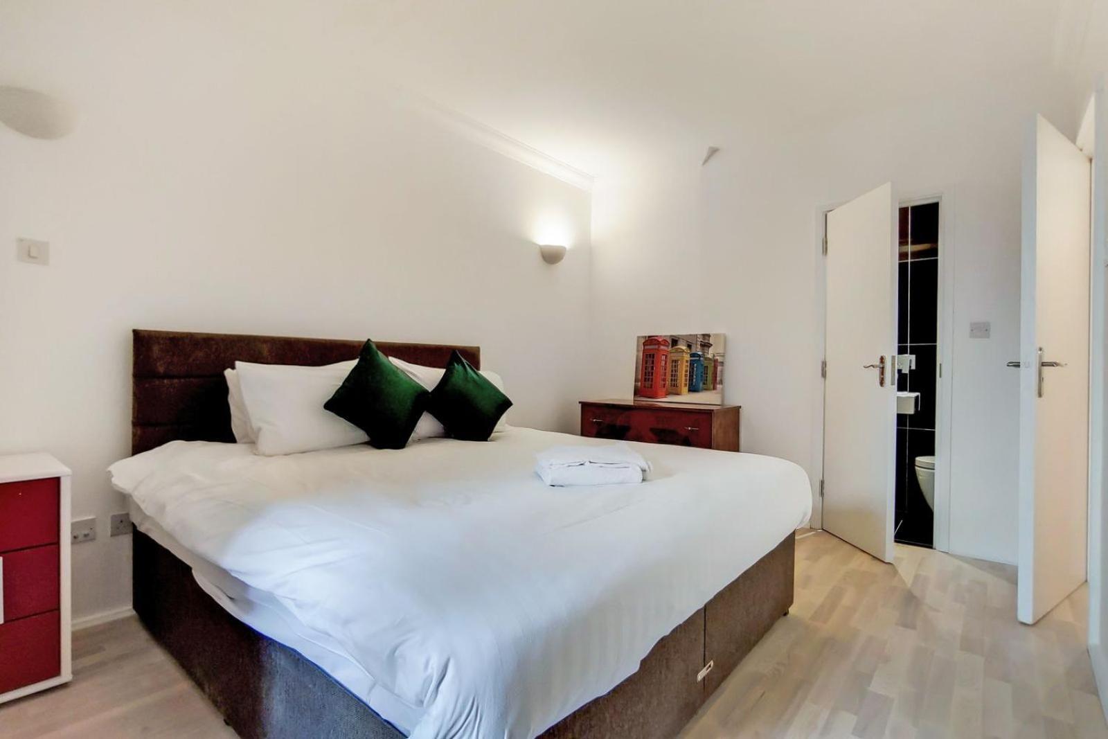 South Kensington - Point West Residences Londra Esterno foto